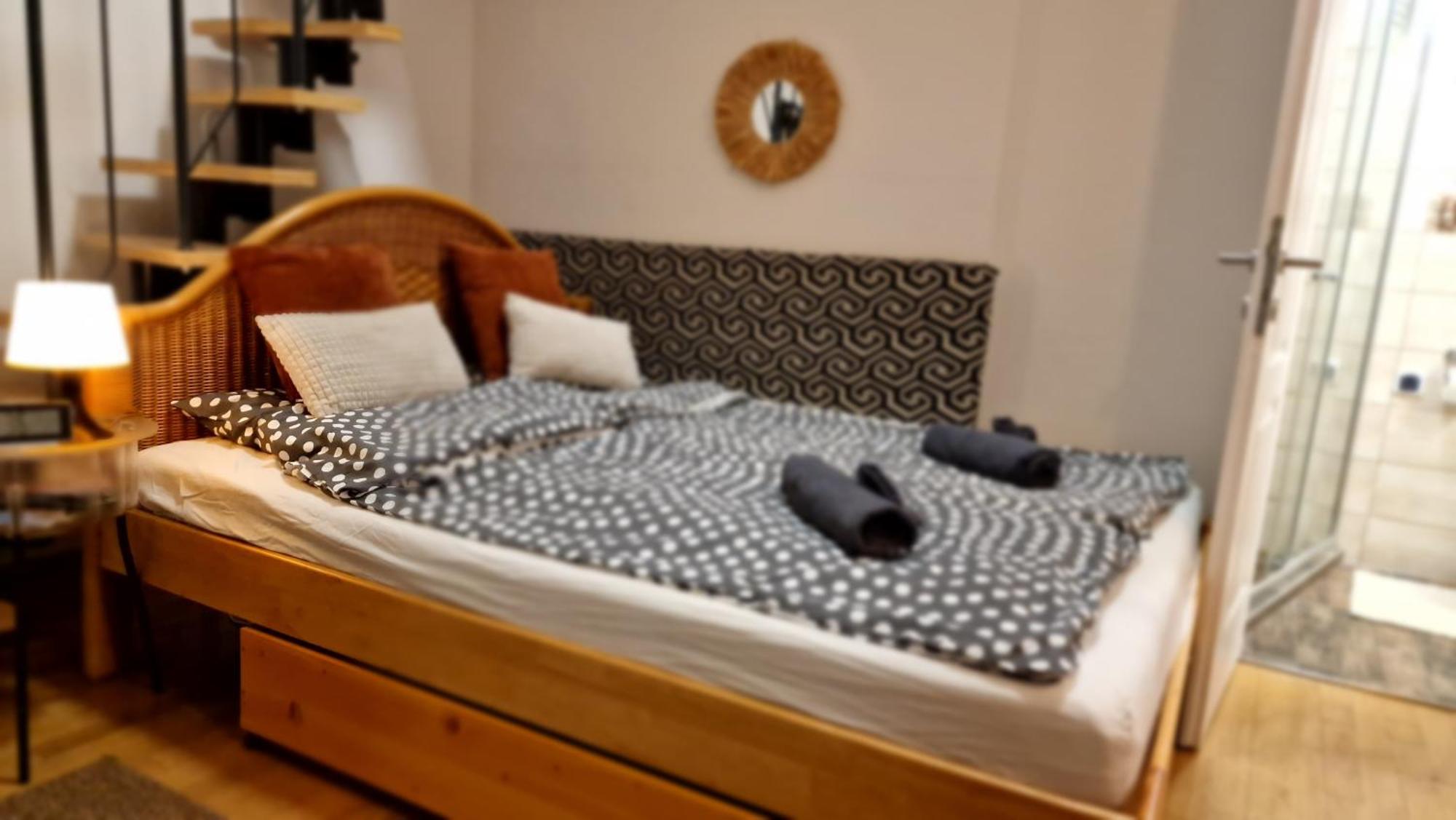 Bercsenyi Apartments - Close To The Gellert Thermal Bath Будапеща Екстериор снимка