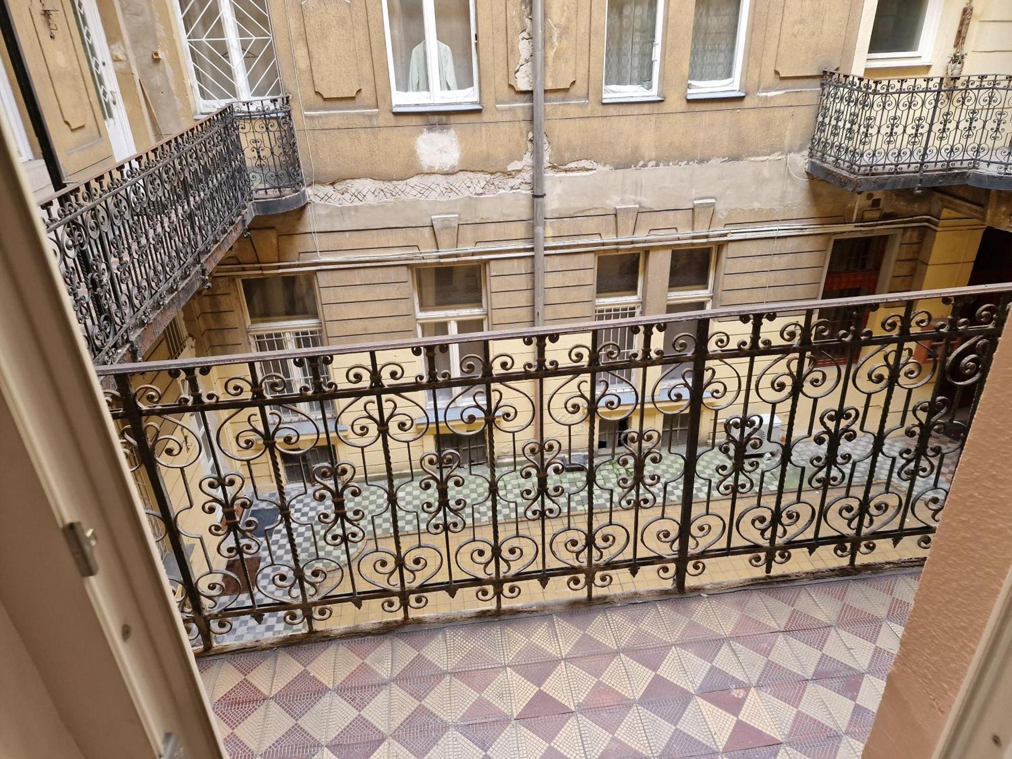 Bercsenyi Apartments - Close To The Gellert Thermal Bath Будапеща Стая снимка