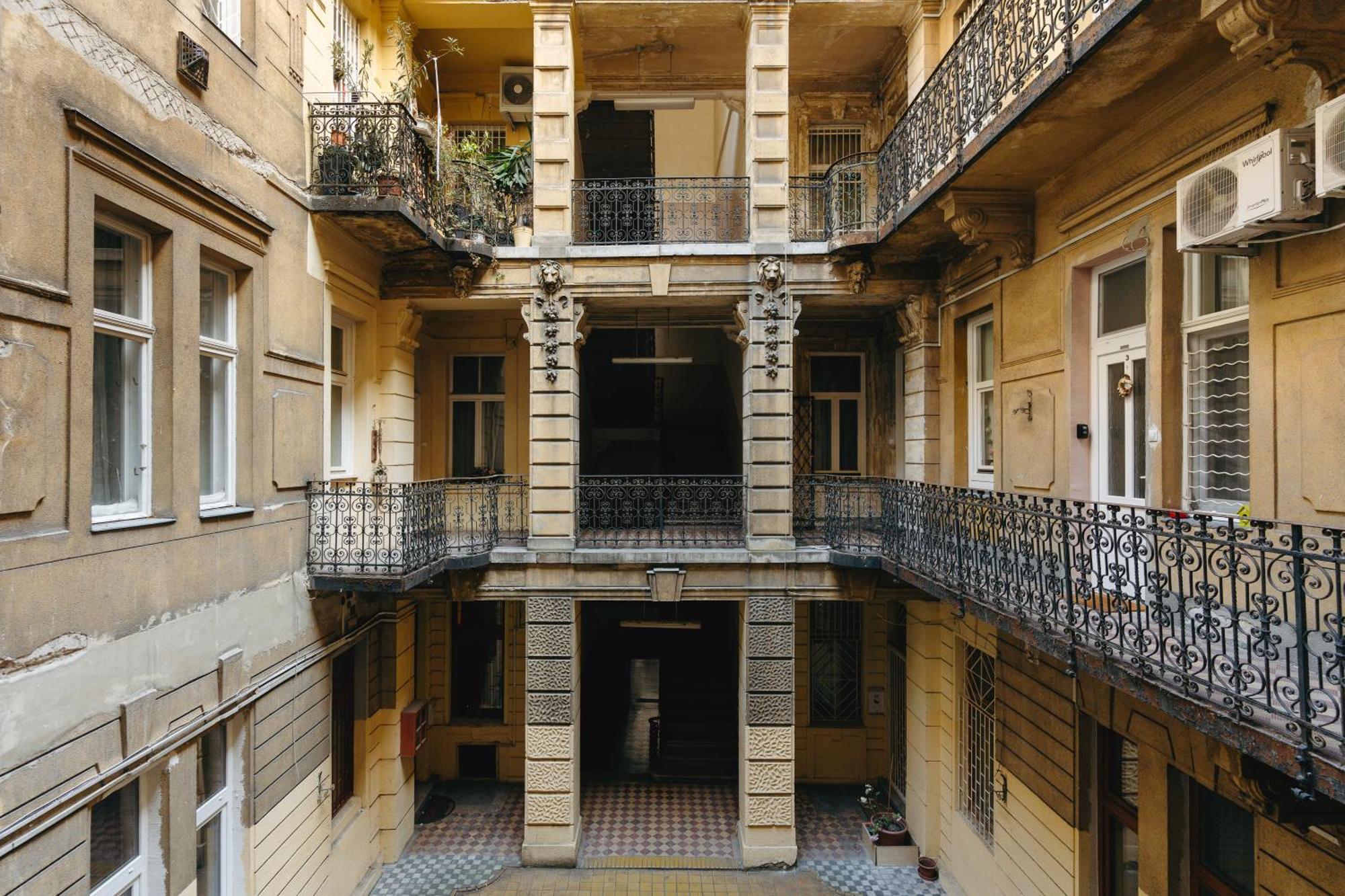 Bercsenyi Apartments - Close To The Gellert Thermal Bath Будапеща Екстериор снимка