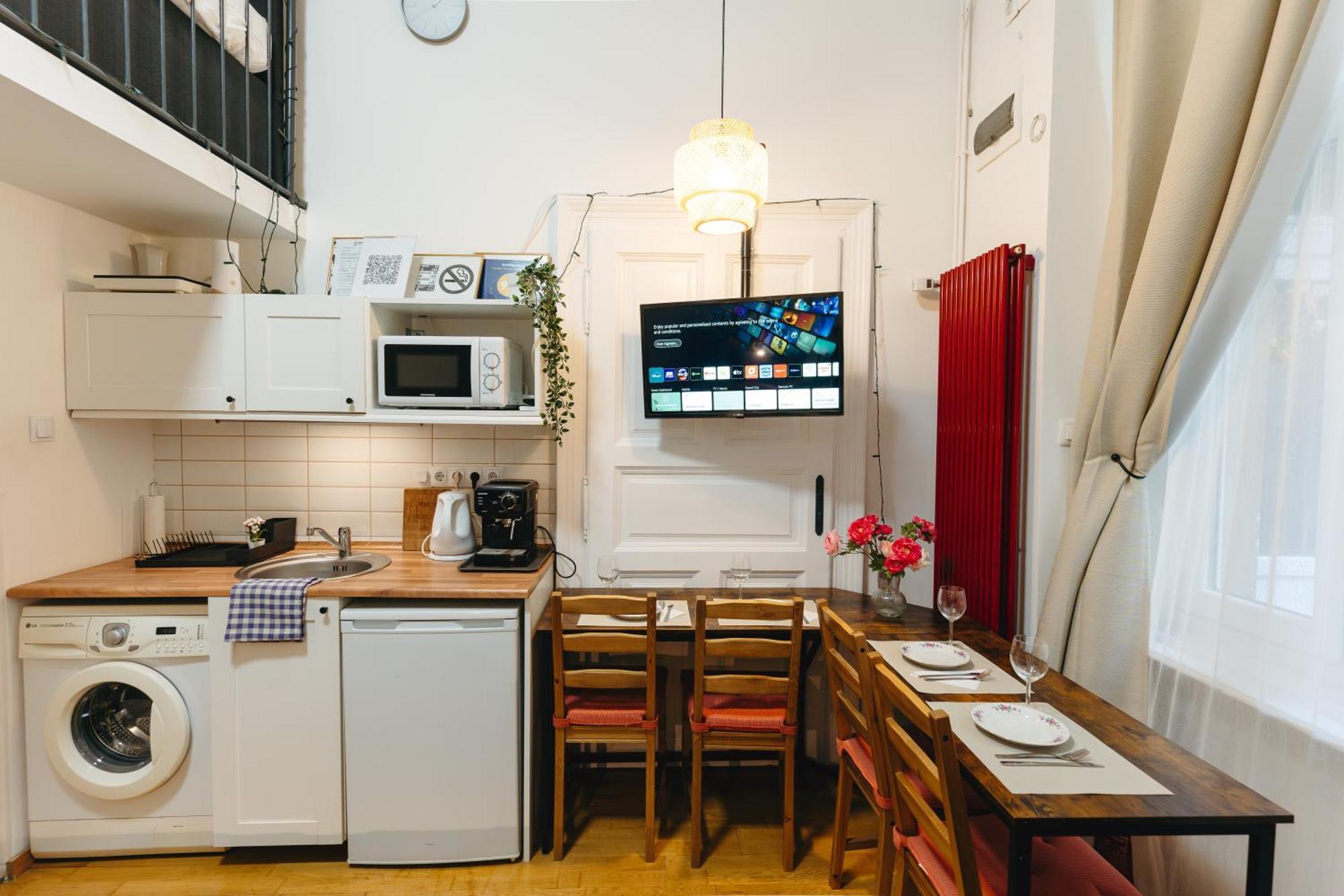 Bercsenyi Apartments - Close To The Gellert Thermal Bath Будапеща Екстериор снимка