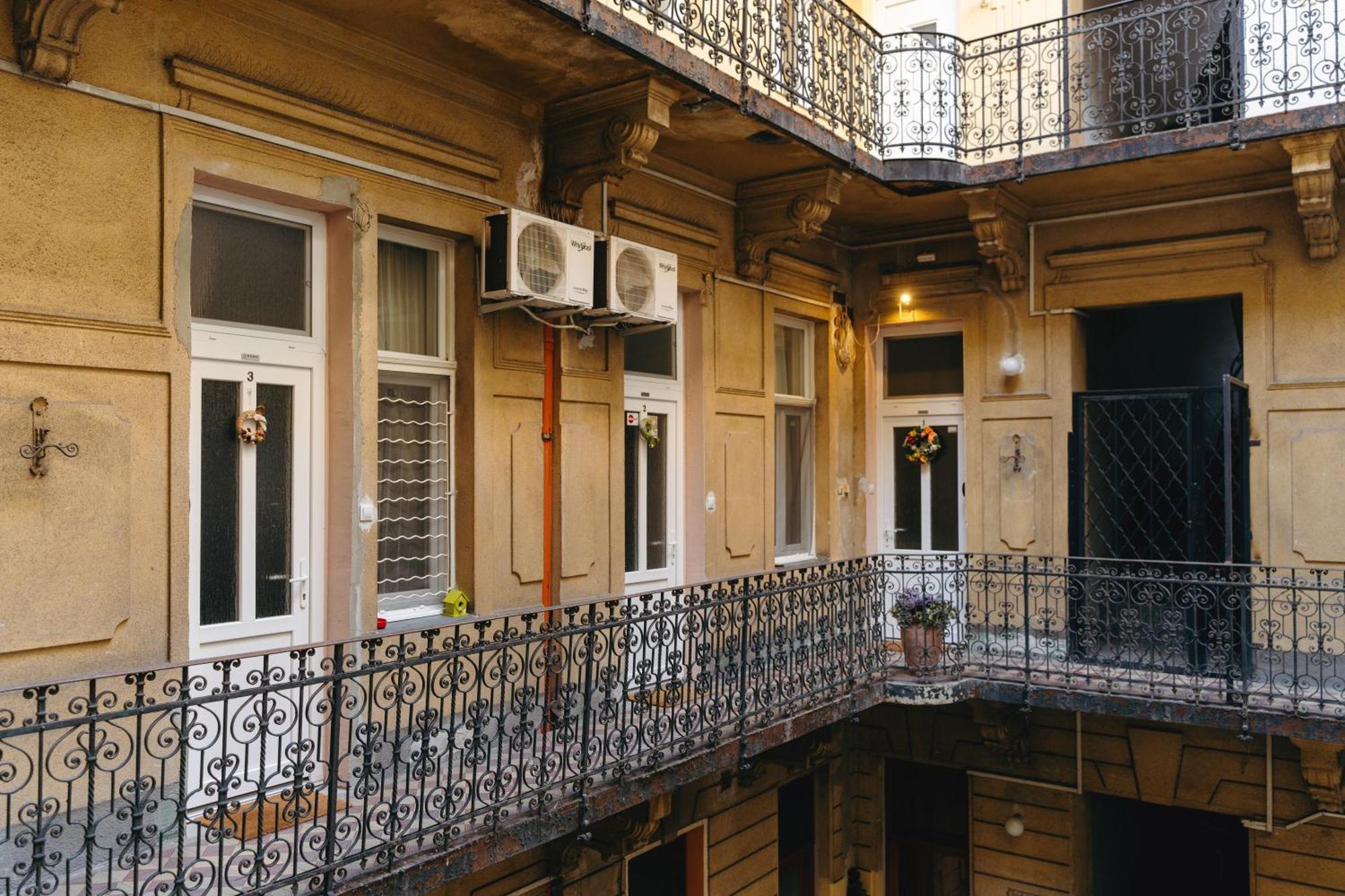 Bercsenyi Apartments - Close To The Gellert Thermal Bath Будапеща Екстериор снимка