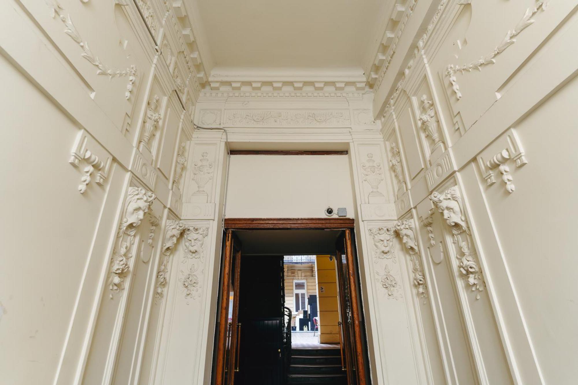 Bercsenyi Apartments - Close To The Gellert Thermal Bath Будапеща Екстериор снимка
