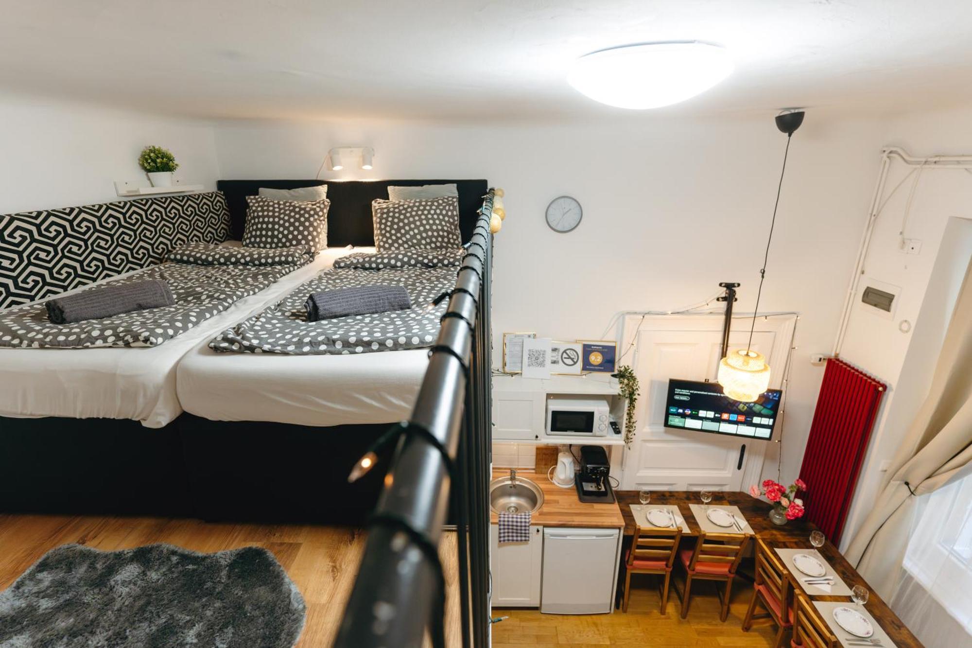 Bercsenyi Apartments - Close To The Gellert Thermal Bath Будапеща Екстериор снимка